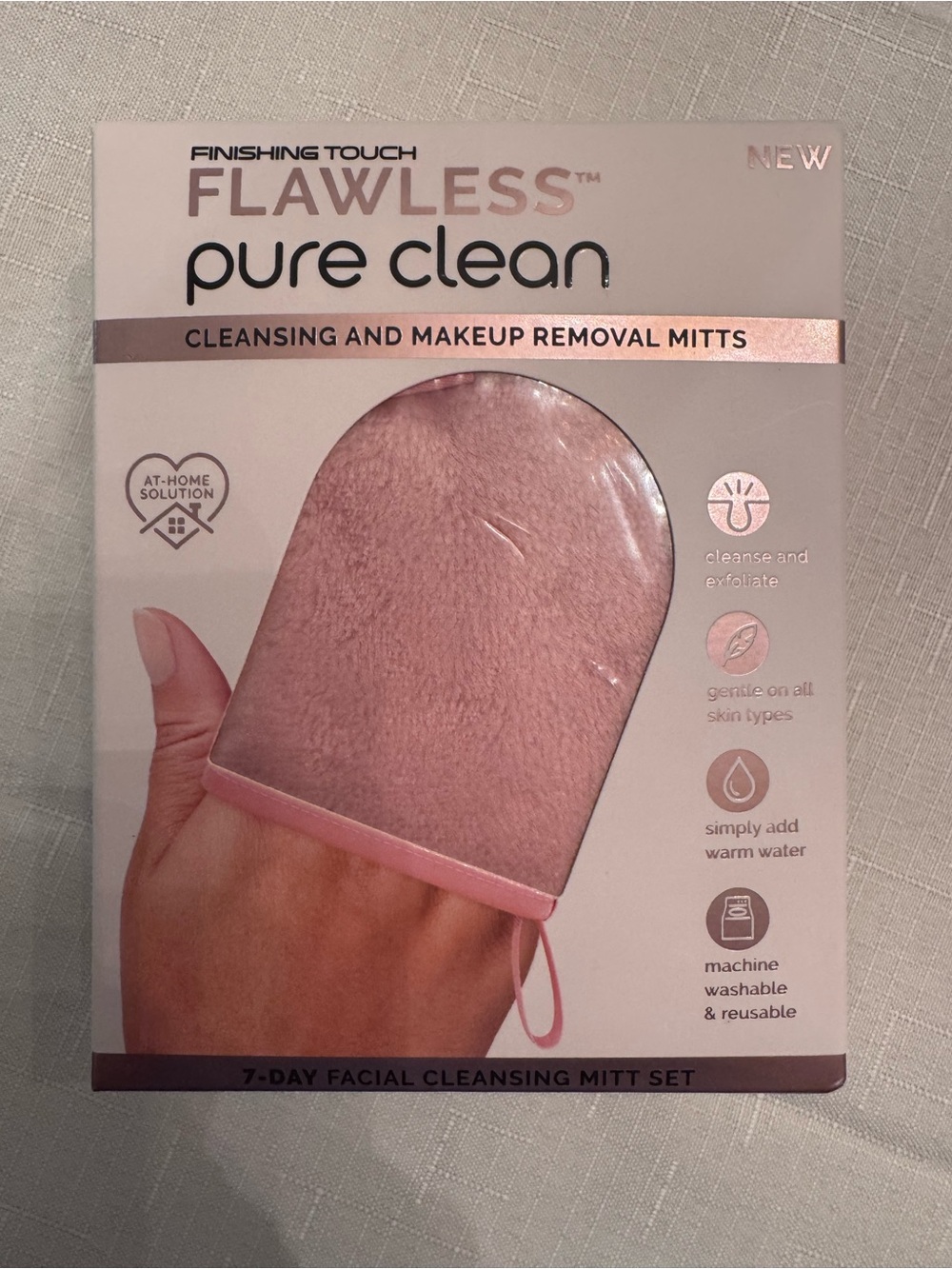 Flawless Pure Clean Pink Makeup Removal Mitt. Box of 7 mitts NEW